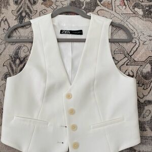 Zara Cream Buttoned Vest